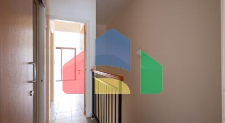 Продаж - Котедж 92 m² В Пафосе