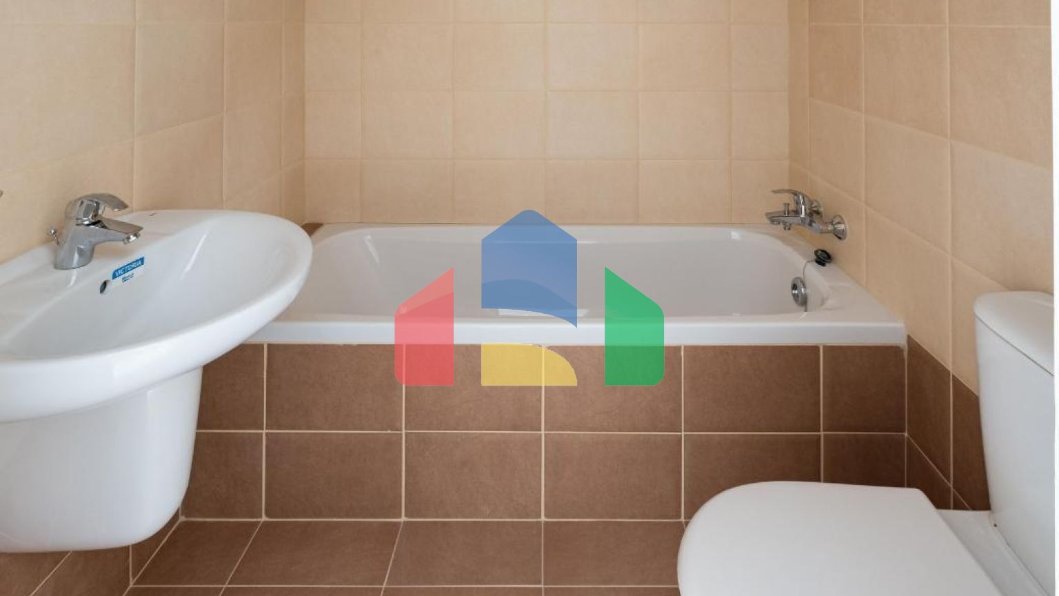 Продаж - Котедж 92 m² В Пафосе