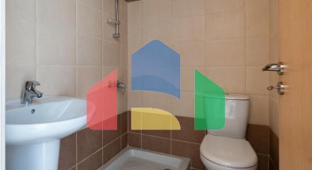 Продаж - Котедж 92 m² В Пафосе