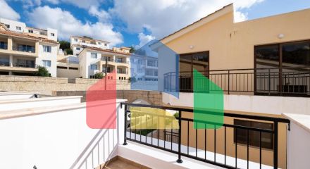 Продаж - Котедж 92 m² В Пафосе