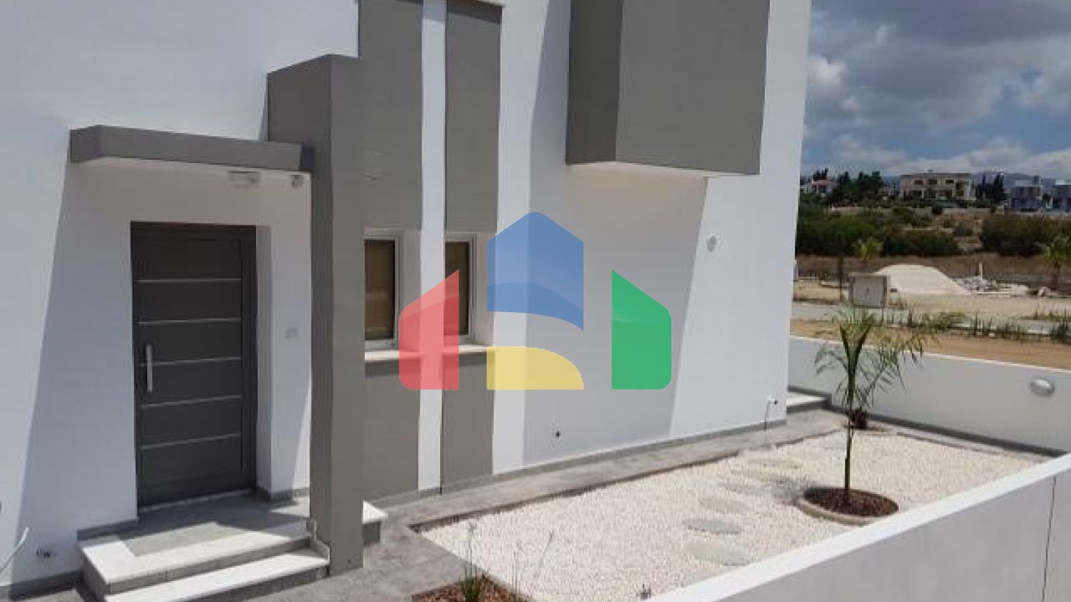 Продаж - Вілла 208 m² В Пафосе