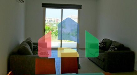 Продаж - Таунхаус 93 m² В Пафосе