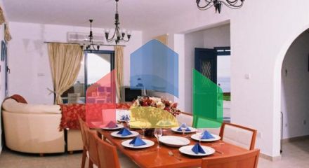 For Sale - Villa 178 m² in Paphos