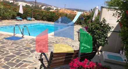 Продаж - Вілла 183 m² В Пафосе