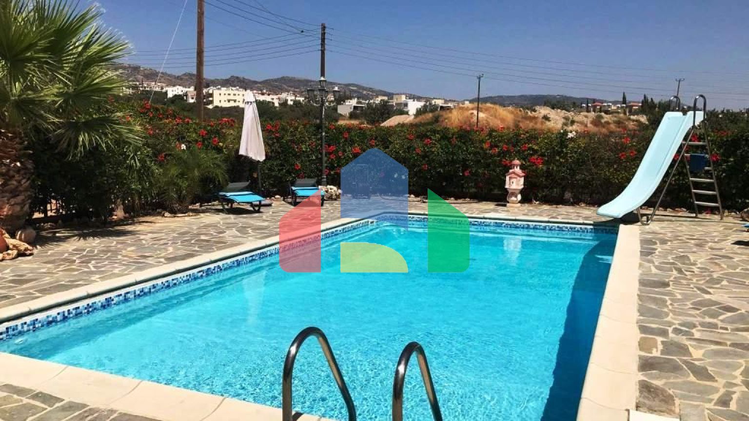 Продаж - Вілла 183 m² В Пафосе