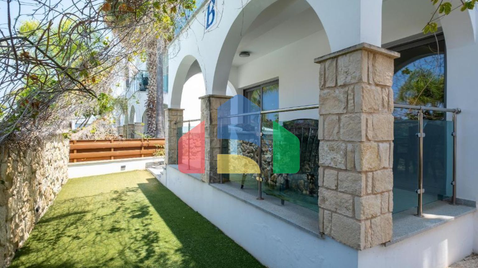 Продаж - Квартира 47 m² В Пафосе