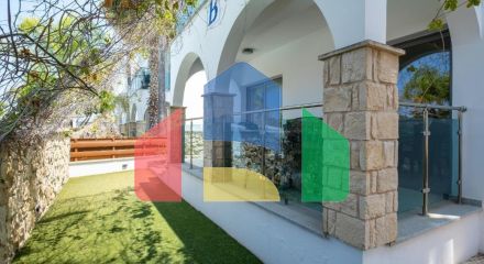 Продаж - Квартира 47 m² В Пафосе