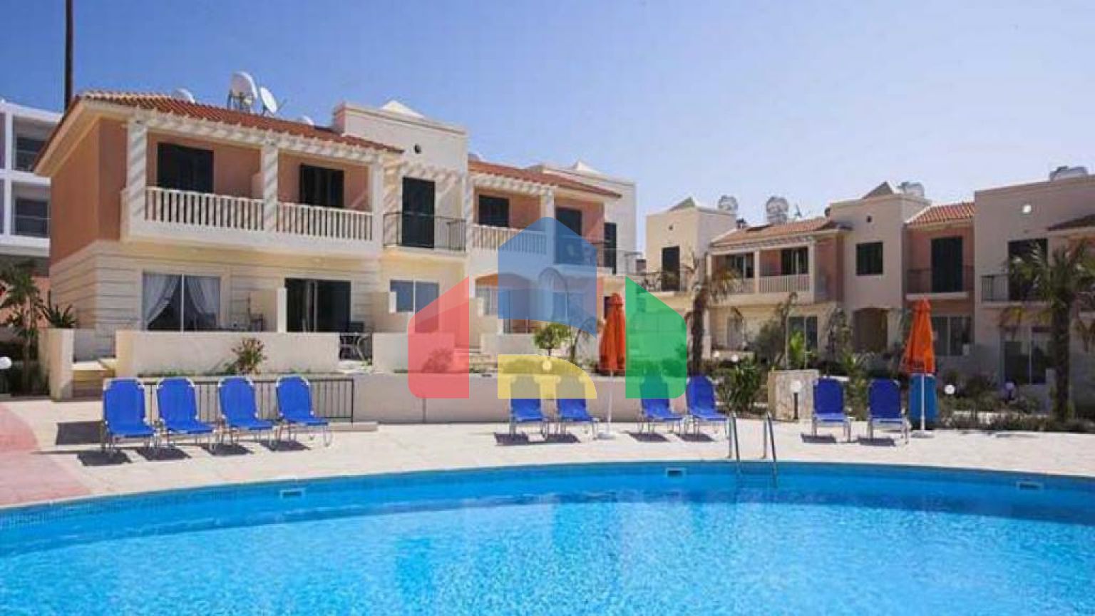 Продажа - Таунхаус 88 m² в Пафосе