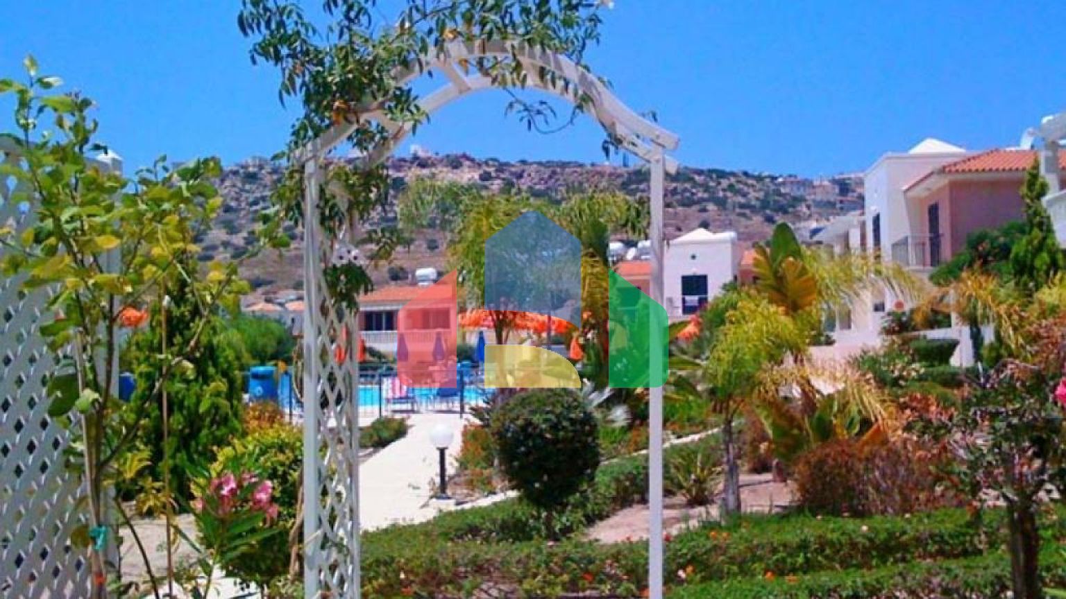 Продажа - Таунхаус 88 m² в Пафосе