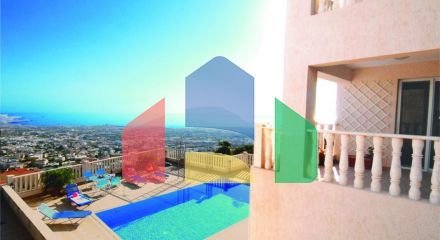 For Sale - Villa 245 m² in Paphos