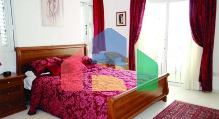 Продаж - Вілла 245 m² В Пафосе