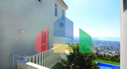 Продаж - Вілла 245 m² В Пафосе