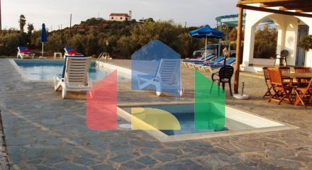 Продаж - Вілла 178 m² В Пафосе