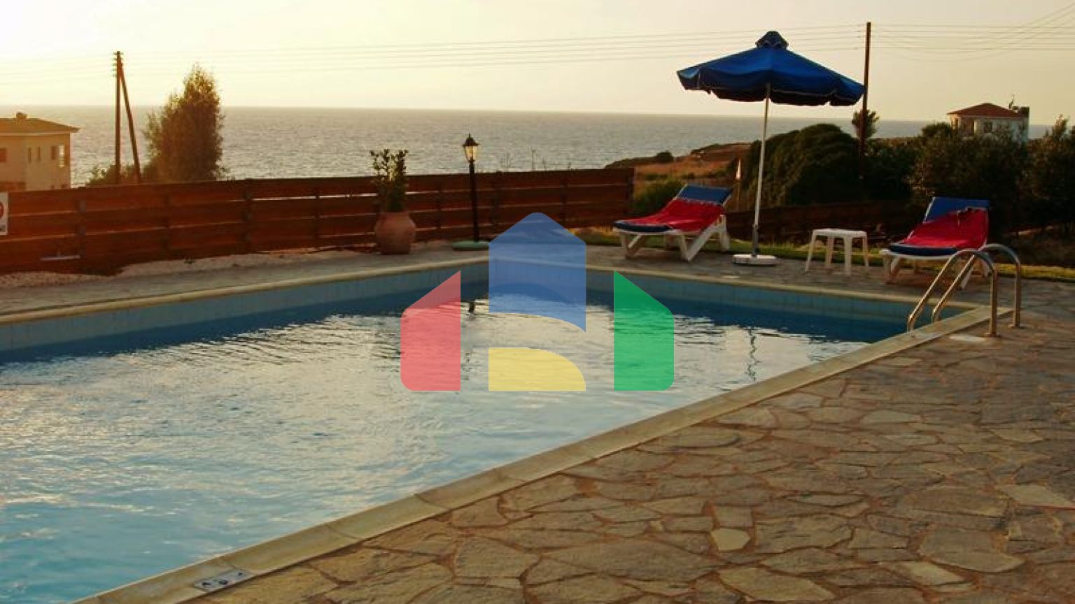 Продаж - Вілла 178 m² В Пафосе