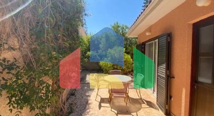 Продаж - Котедж 157 m² В Пафосе