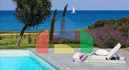 Продаж - Вілла 419 m² В Пафосе