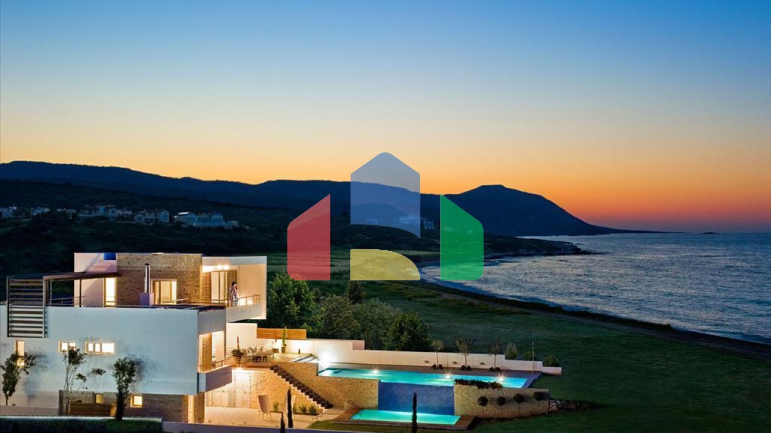 Продаж - Вілла 419 m² В Пафосе