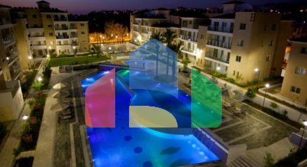 Продаж - Таунхаус 94 m² В Пафосе