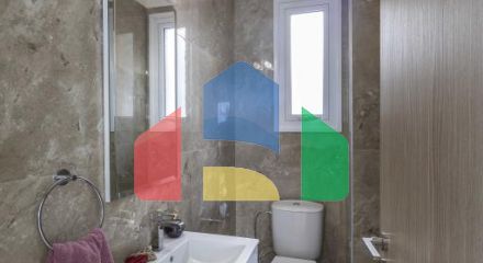 Продаж - Вілла 175 m² В Пафосе