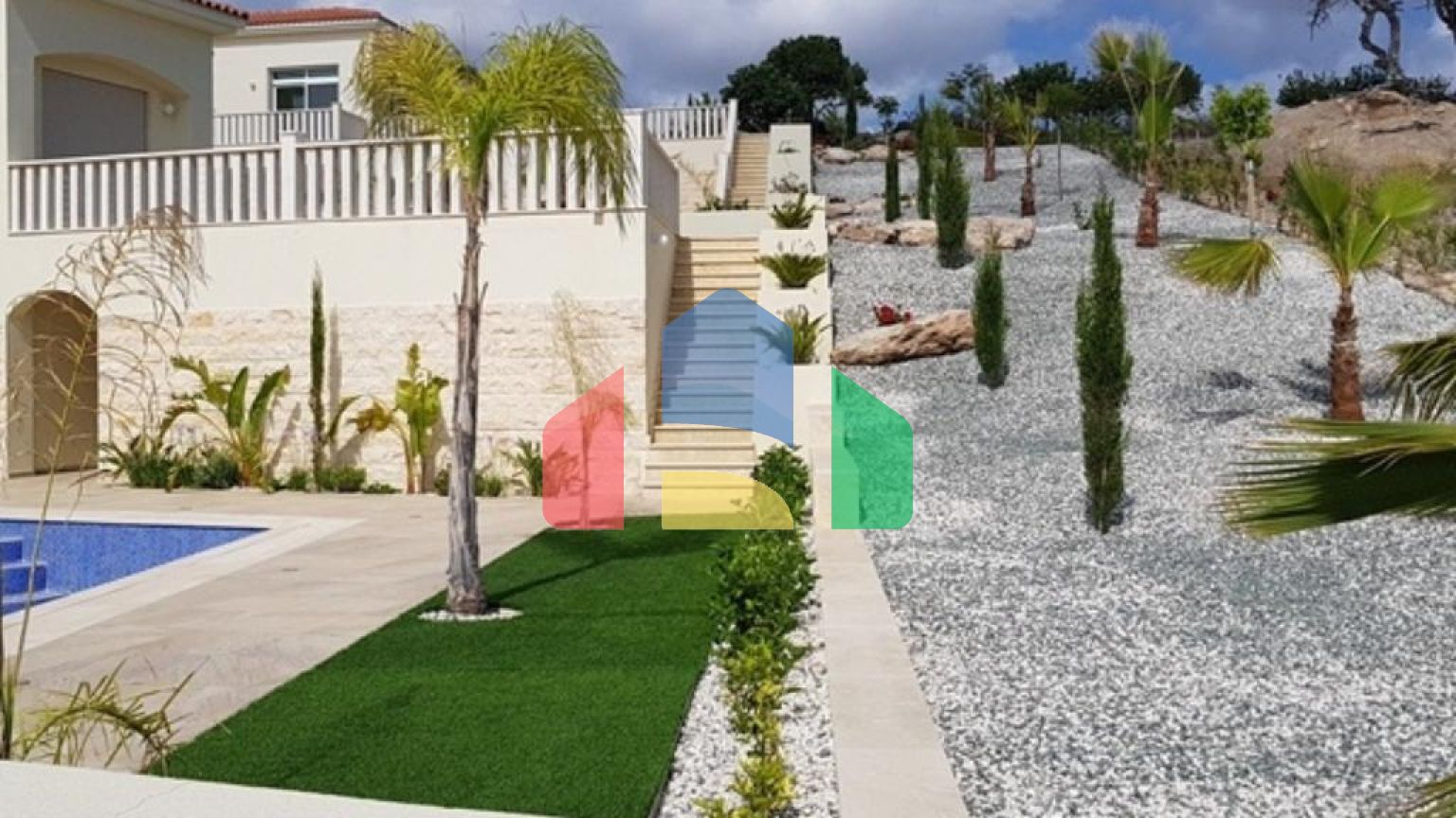 Продаж - Вілла 300 m² В Пафосе