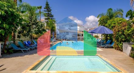 Продаж - Квартира 50 m² В Пафосе