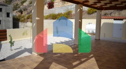 Продаж - Вілла 161 m² В Пафосе