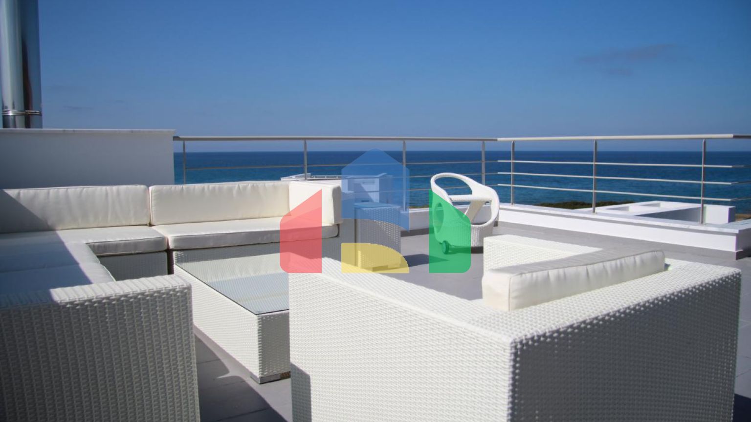 Продаж - Вілла 265 m² В Пафосе