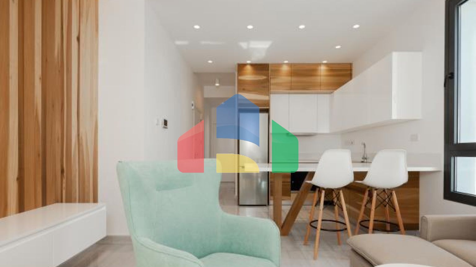 Продаж - Квартира 92 m² В Пафосе