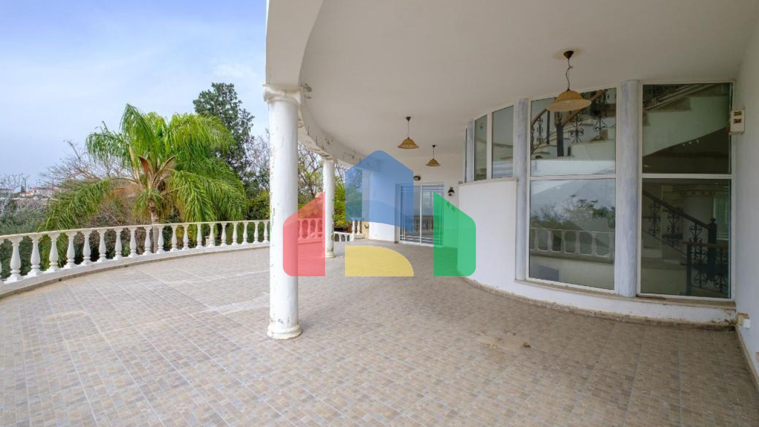 Продажа - Коттедж 690 m² в Пафосе