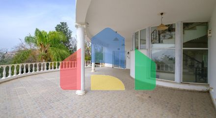 Продажа - Коттедж 690 m² в Пафосе