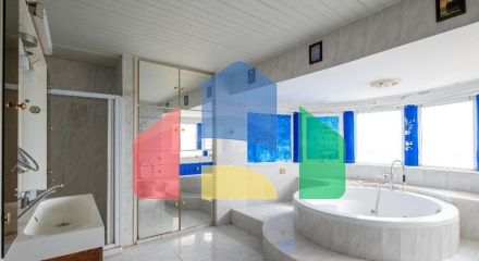 Продажа - Коттедж 690 m² в Пафосе