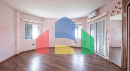Продажа - Коттедж 690 m² в Пафосе