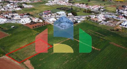 Продаж - Земельна ділянка 2558 m² в Ая-Напі