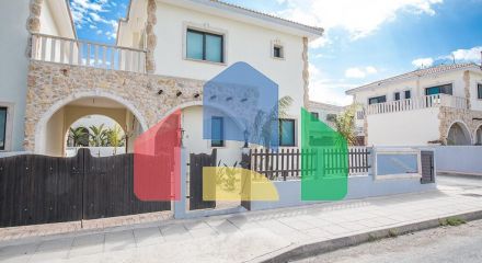 Продаж - Вілла 139 m² в Ая-Напі