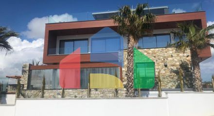 Продаж - Вілла 262 m² в Ая-Напі