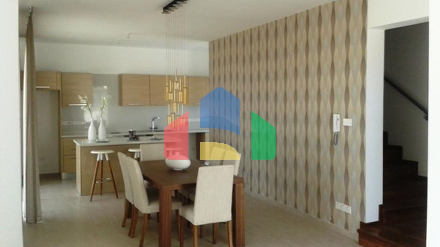 Продаж - Вілла 211 m² в Ая-Напі