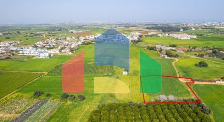 Продаж - Земельна ділянка 3303 m² в Ая-Напі