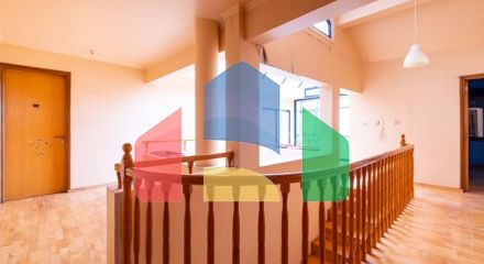Продажа - Коттедж 313 m² в Айя-Напе