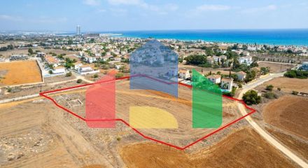 For Sale - Land 8518 m² in Agia Napa