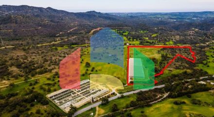 Продаж - Земельна ділянка 66220 m² В Ларнаке