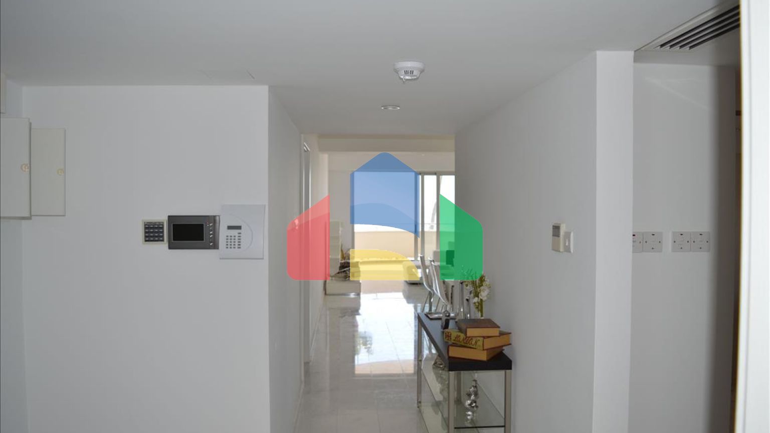 Продаж - Квартира 145 m² В Ларнаке