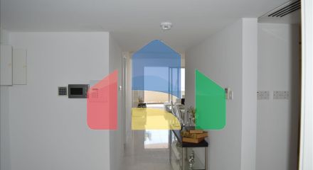 Продаж - Квартира 145 m² В Ларнаке