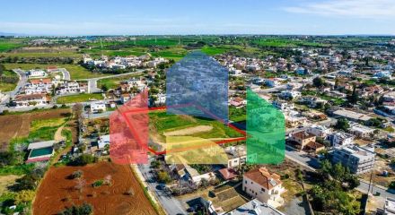 Продаж - Земельна ділянка 8302 m² В Ларнаке