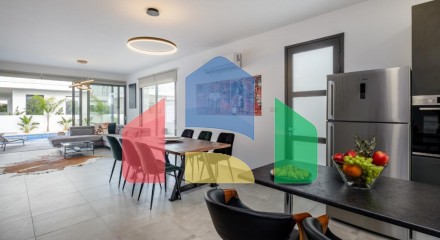 For Sale - Villa 167 m² in Larnaka