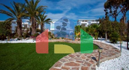 Продаж - Вілла 275 m² В Ларнаке