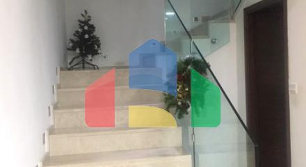 Продажа - Вилла 640 m² в Ларнаке