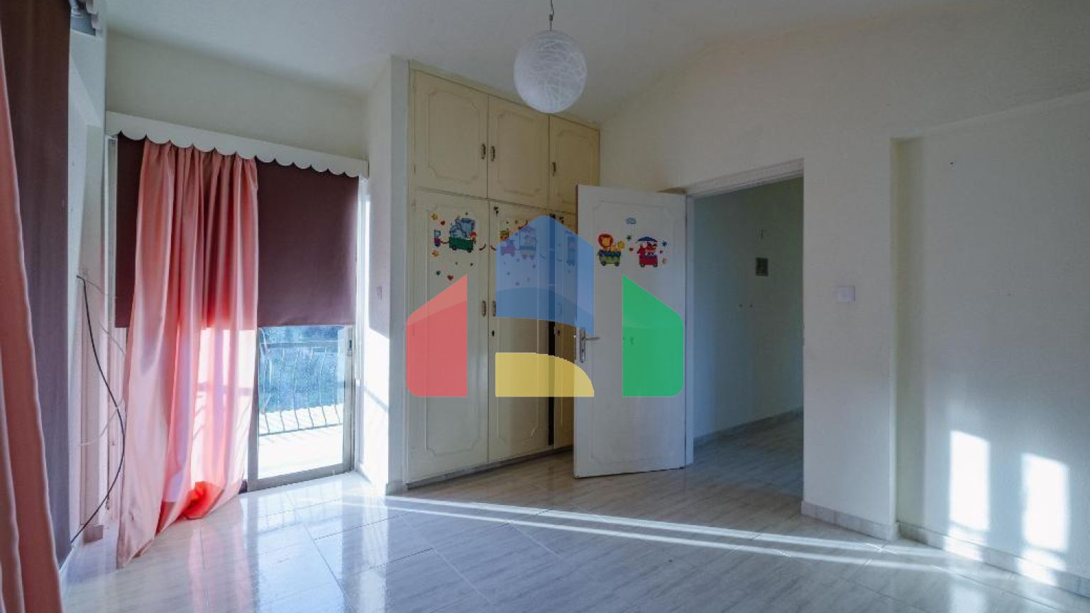 Продажа - Коттедж 127 m² в Ларнаке