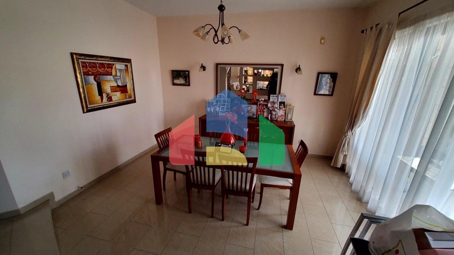 Продажа - Коттедж 290 m² в Ларнаке