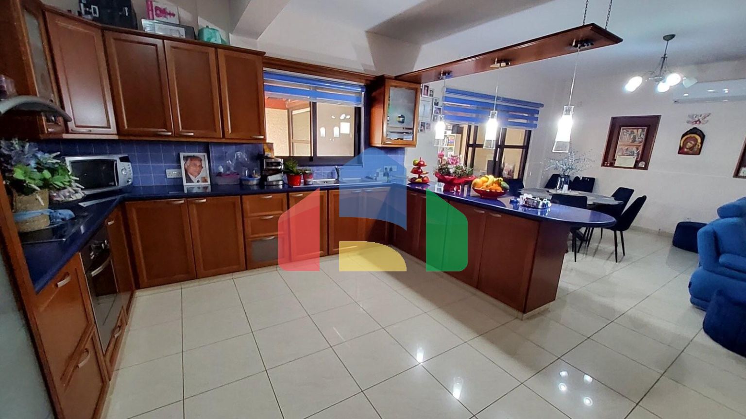 Продажа - Коттедж 290 m² в Ларнаке