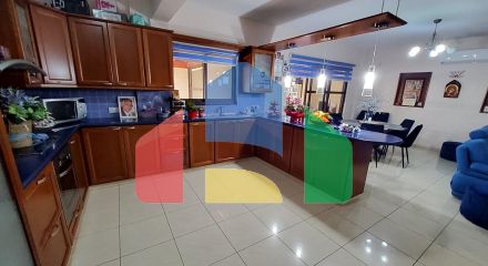 Продажа - Коттедж 290 m² в Ларнаке